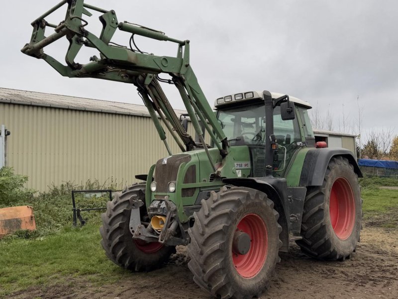 Traktor of the type Fendt 718 Vario Frontlader, FKH, FZW, Gebrauchtmaschine in Könnern (Picture 1)