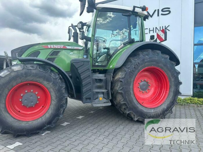 Traktor typu Fendt 718 VARIO GEN-6 PROFI SET-1, Gebrauchtmaschine w Bardowick (Zdjęcie 4)