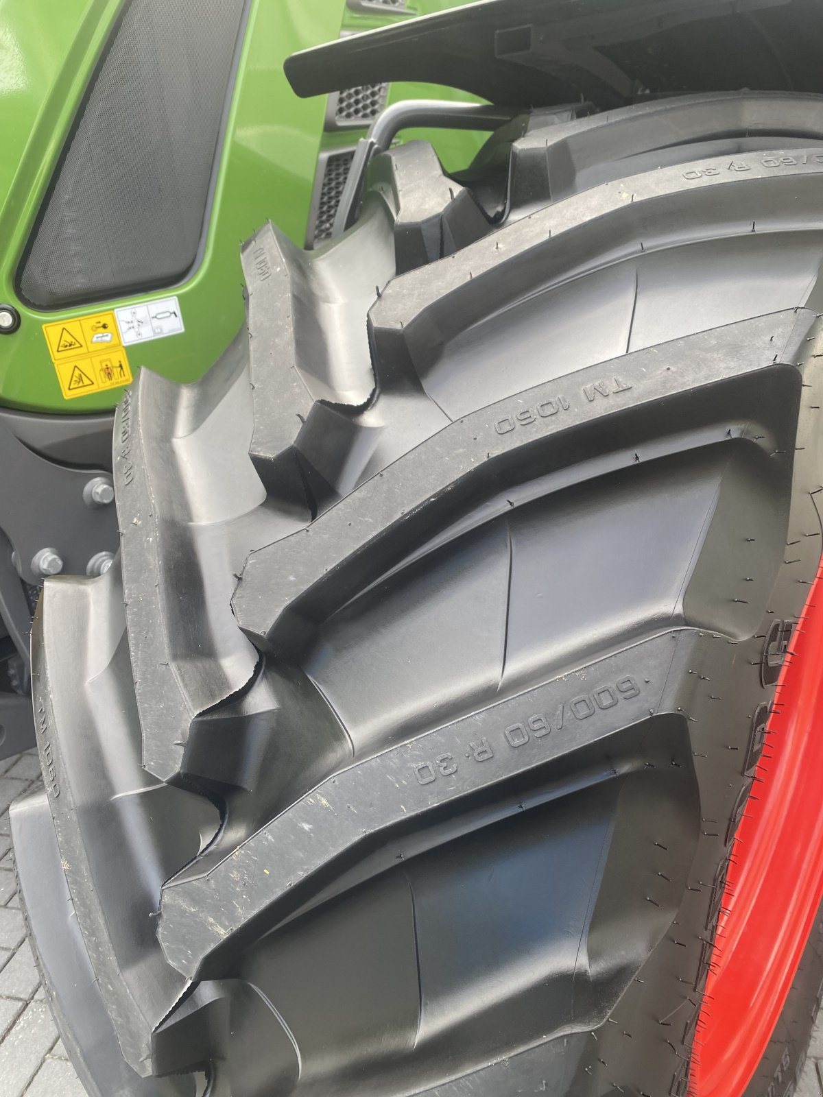 Traktor des Typs Fendt 718 Vario Gen.6 Power+ Setting2 (GPS ready 720 722 724) Finanzierung/Miete möglich, Gebrauchtmaschine in Weigendorf (Bild 15)