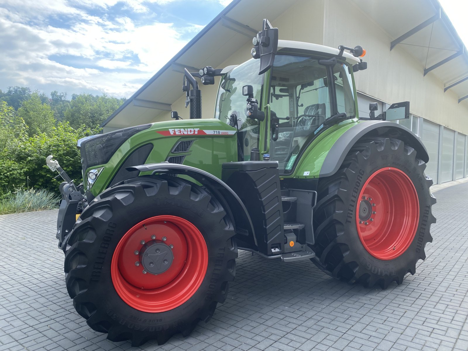 Traktor του τύπου Fendt 718 Vario Gen.6 Power+ Setting2 (GPS ready 720 722 724) Finanzierung/Miete möglich, Gebrauchtmaschine σε Weigendorf (Φωτογραφία 17)