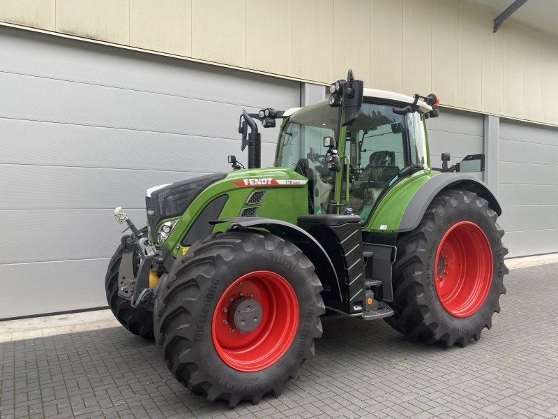 Traktor des Typs Fendt 718 Vario Gen.6 Power+ Setting2 GPS ready, Neumaschine in Weigendorf (Bild 1)