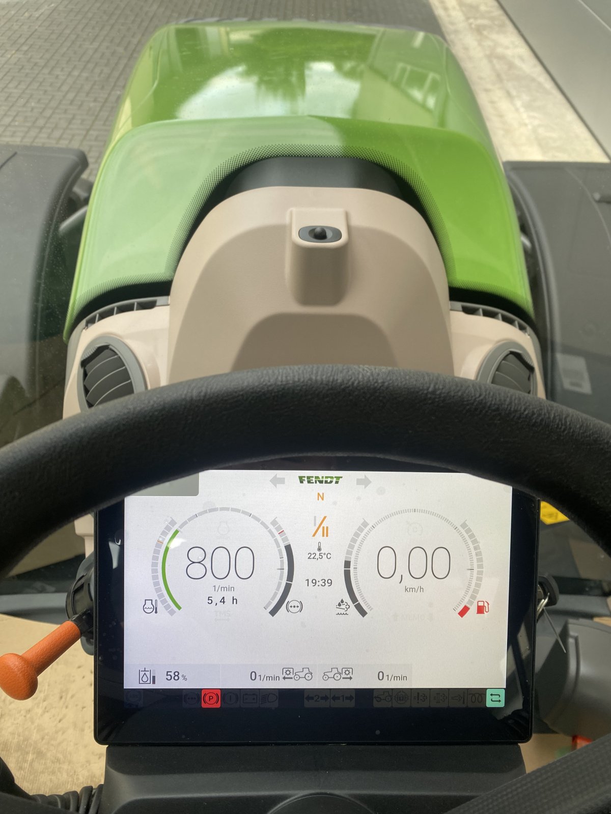 Traktor Türe ait Fendt 718 Vario Gen.6 Power+ Setting2 GPS ready, Neumaschine içinde Weigendorf (resim 10)