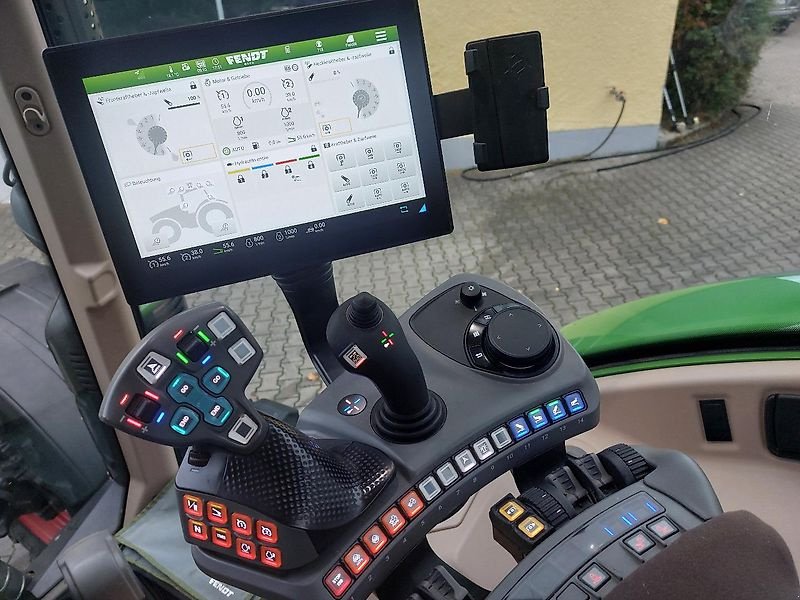 Traktor of the type Fendt 718 Vario GEN6 Power+ Setting2 LED FZ GPS 720 722 724, Gebrauchtmaschine in Tirschenreuth (Picture 18)