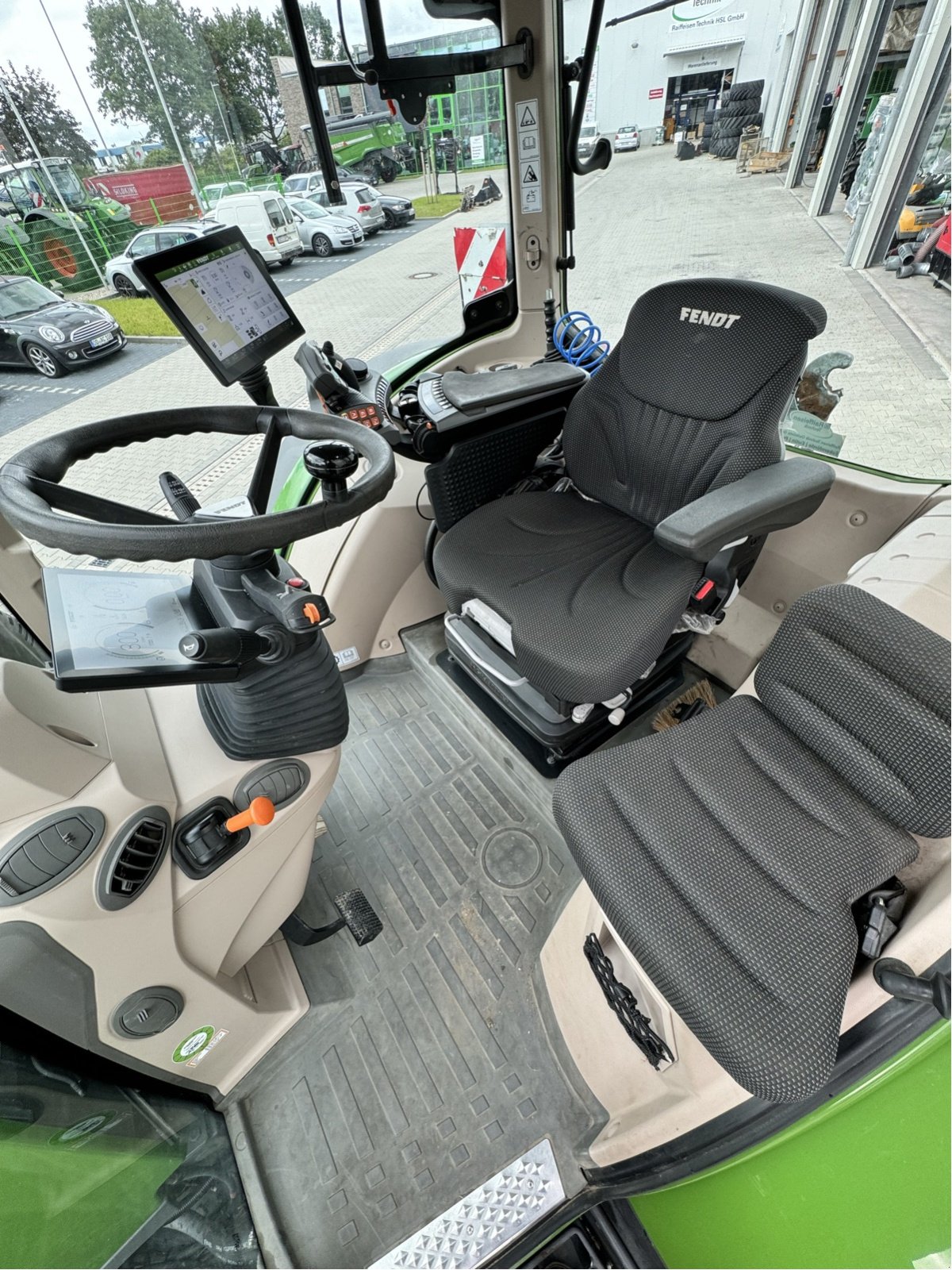 Traktor tipa Fendt 718 Vario Gen6 PowerPlus, Gebrauchtmaschine u Bad Oldesloe (Slika 4)