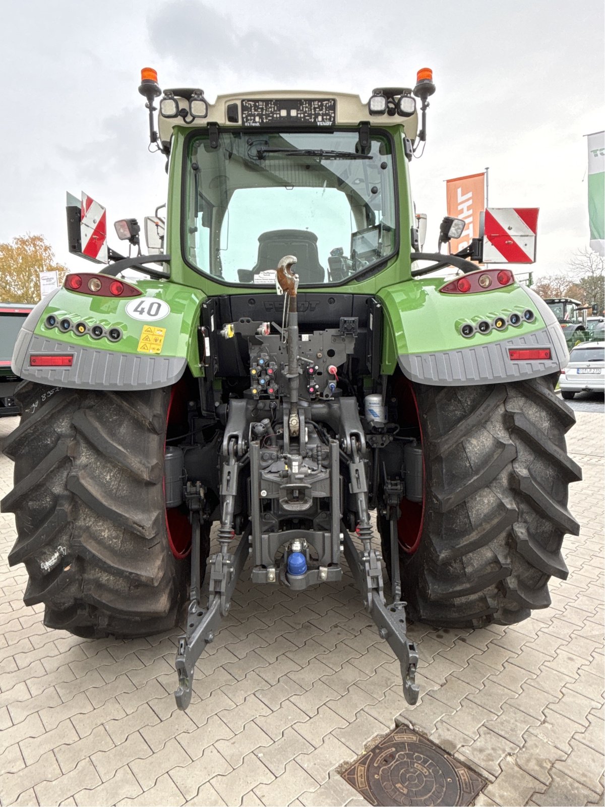 Traktor van het type Fendt 718 Vario Gen6 PowerPlus, Gebrauchtmaschine in Bad Oldesloe (Foto 3)