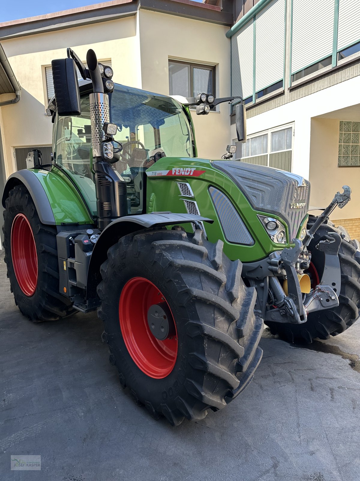 Traktor του τύπου Fendt 718 Vario Gen6 Profi Plus, Gebrauchtmaschine σε Alitzheim (Φωτογραφία 2)