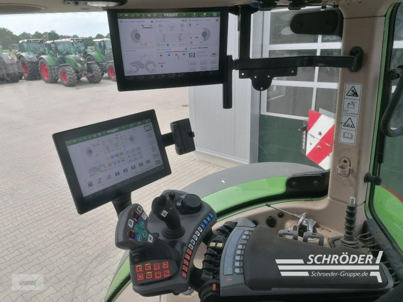 Traktor typu Fendt 718 VARIO GEN6 PROFI PLUS, Gebrauchtmaschine w Holdorf (Zdjęcie 20)