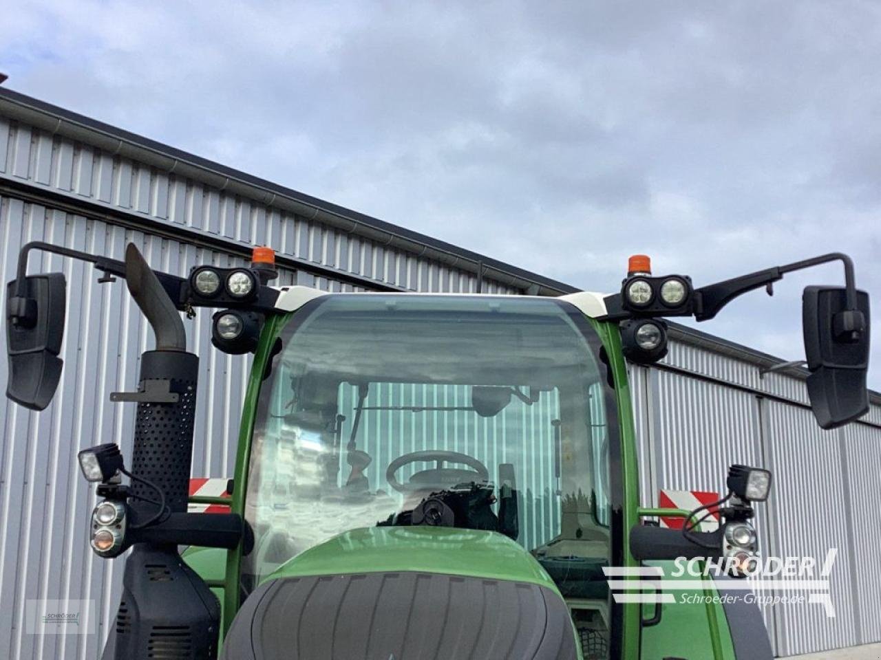 Traktor des Typs Fendt 718 VARIO GEN6 PROFI PLUS, Gebrauchtmaschine in Hemmoor (Bild 9)