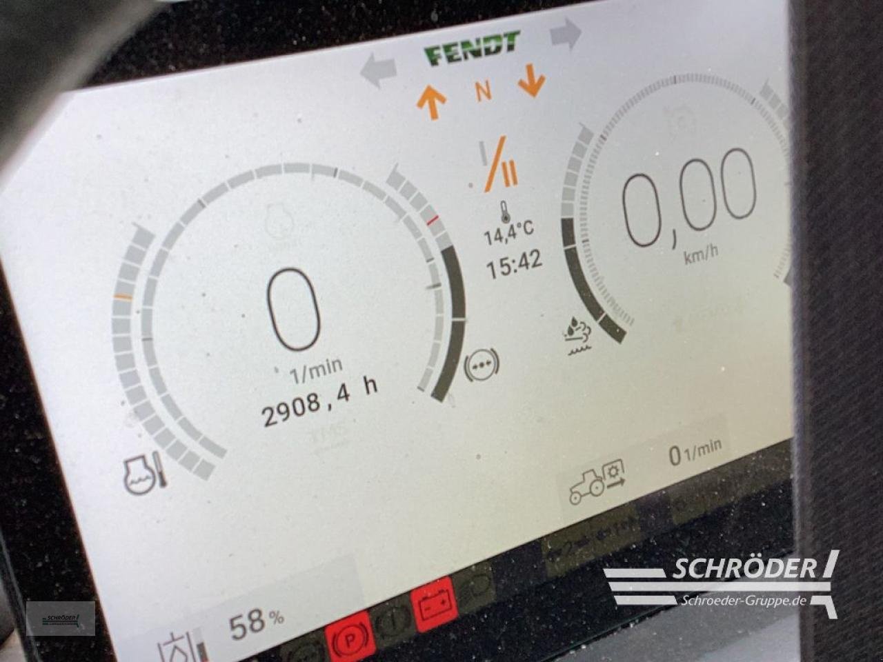 Traktor του τύπου Fendt 718 VARIO GEN6 PROFI PLUS, Gebrauchtmaschine σε Hemmoor (Φωτογραφία 16)