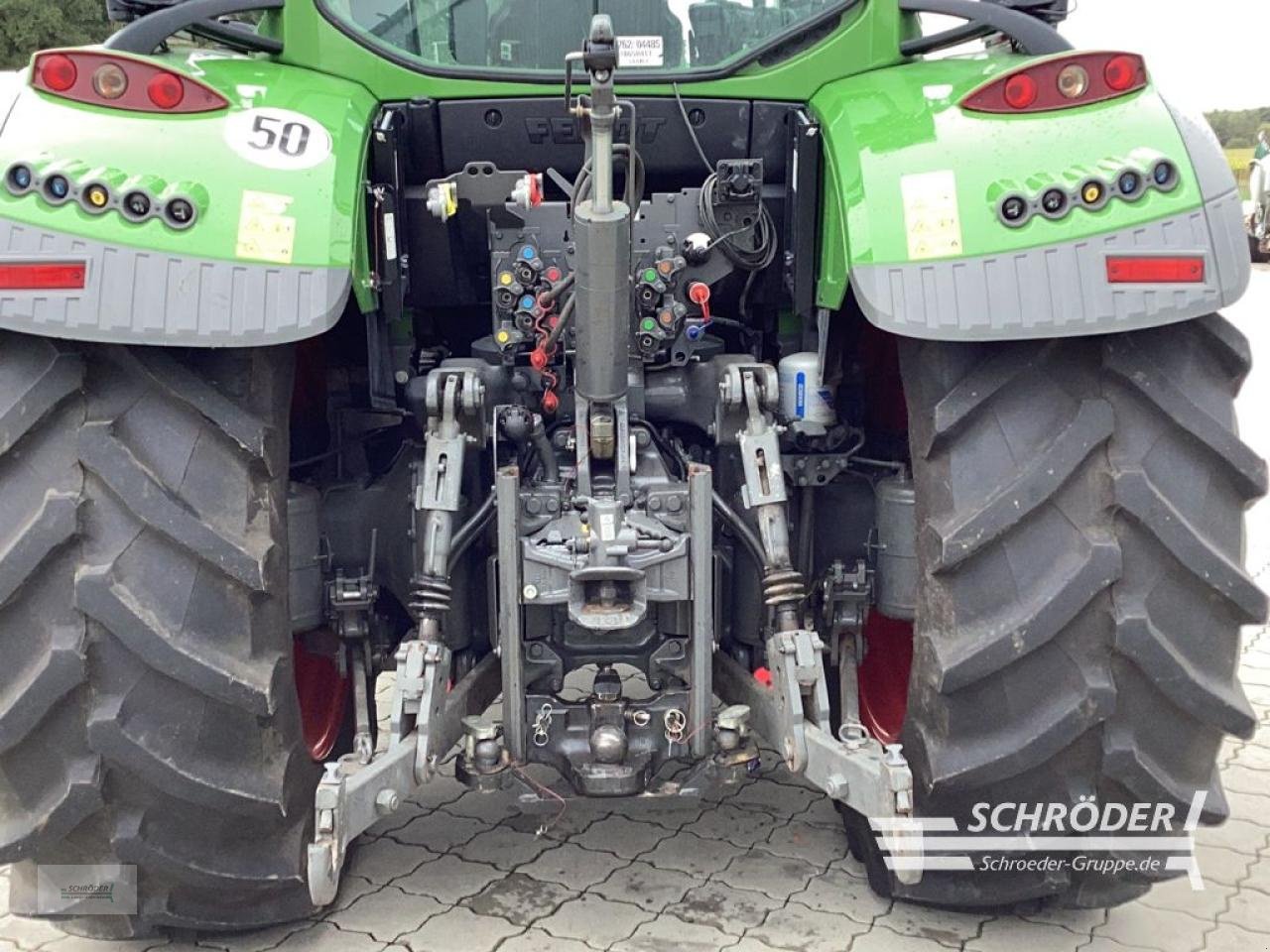 Traktor van het type Fendt 718 VARIO GEN6 PROFI PLUS, Gebrauchtmaschine in Hemmoor (Foto 5)