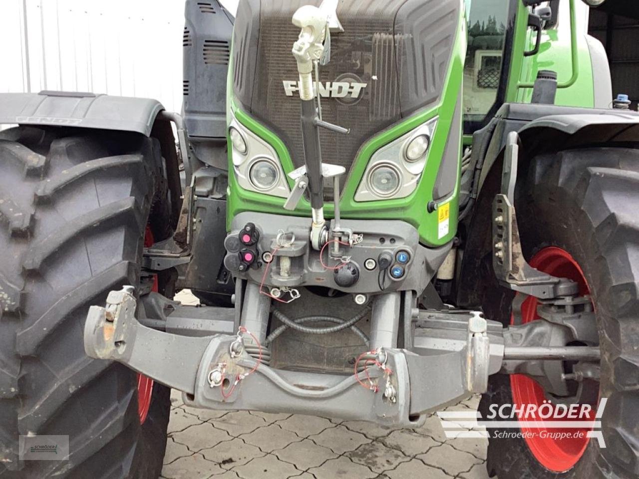 Traktor van het type Fendt 718 VARIO GEN6 PROFI PLUS, Gebrauchtmaschine in Hemmoor (Foto 7)