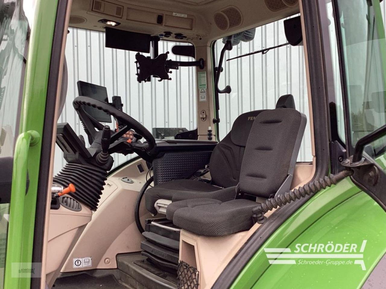 Traktor del tipo Fendt 718 VARIO GEN6 PROFI PLUS, Gebrauchtmaschine en Hemmoor (Imagen 11)