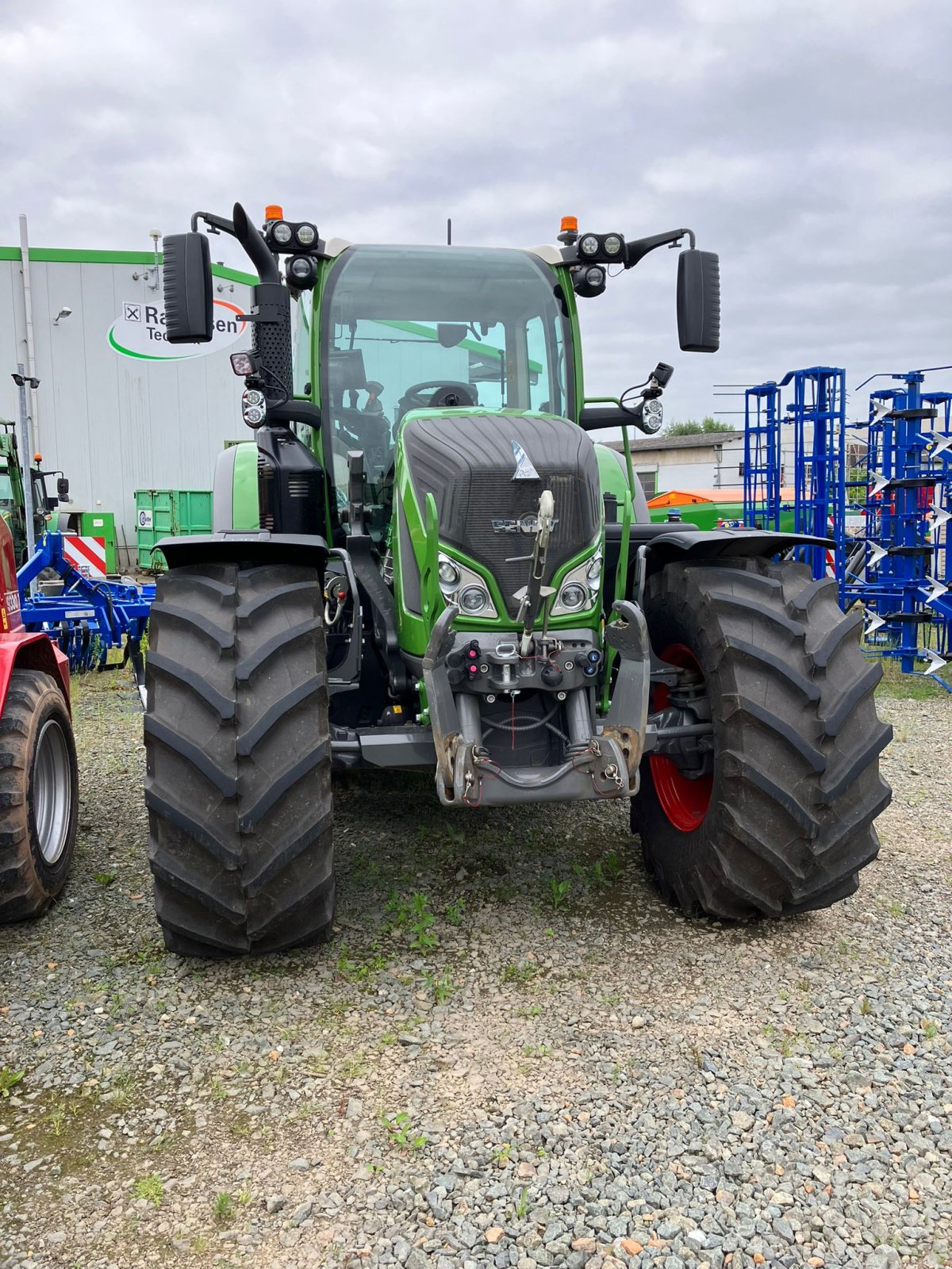 Traktor des Typs Fendt 718 Vario Gen6 Profi+ Setting2, Gebrauchtmaschine in Korbach (Bild 1)