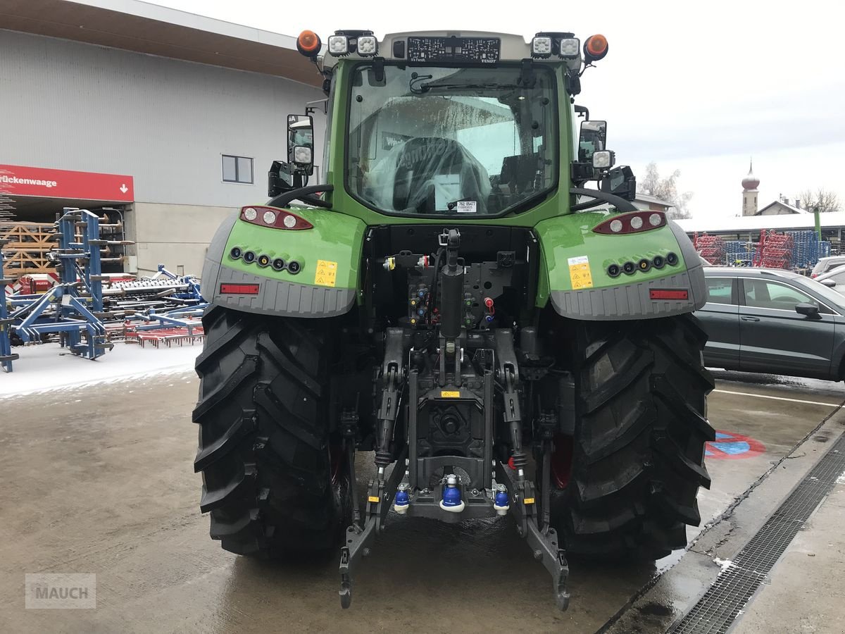 Traktor van het type Fendt 718 Vario Gen6 / Profi+ Setting2, Neumaschine in Burgkirchen (Foto 3)