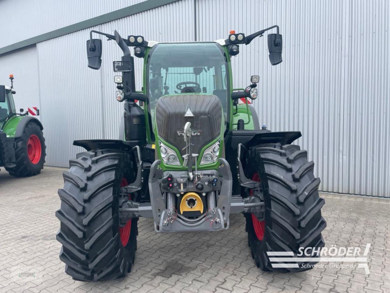 Traktor του τύπου Fendt 718 VARIO GEN6 PROFI, Gebrauchtmaschine σε Wildeshausen (Φωτογραφία 7)