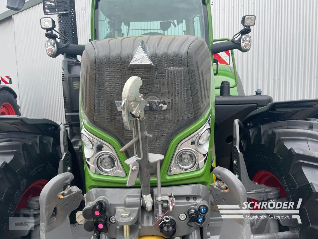 Traktor του τύπου Fendt 718 VARIO GEN6 PROFI, Gebrauchtmaschine σε Wildeshausen (Φωτογραφία 9)