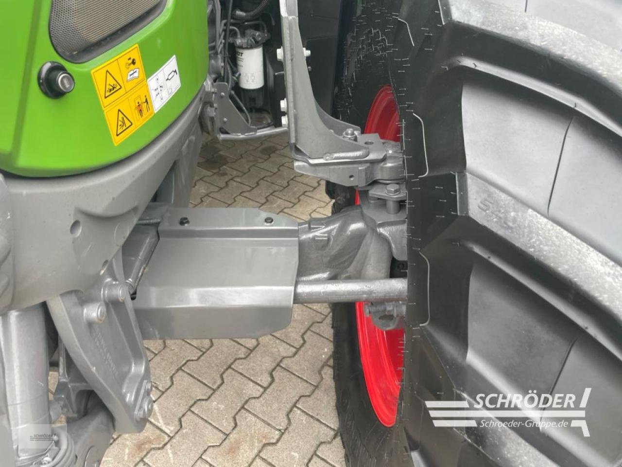 Traktor des Typs Fendt 718 VARIO GEN6 PROFI, Gebrauchtmaschine in Lastrup (Bild 10)