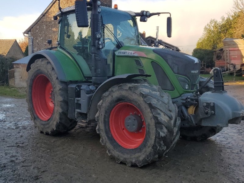 Traktor a típus Fendt 718 VARIO POWER, Gebrauchtmaschine ekkor: DOMFRONT