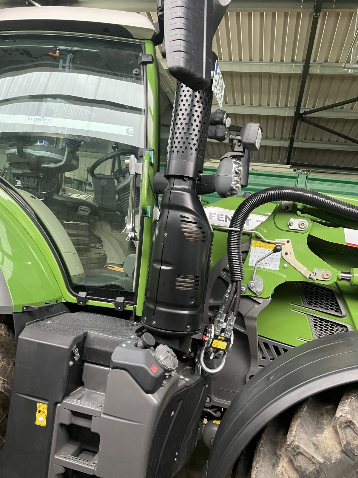 Traktor типа Fendt 718 Vario Profi, Gebrauchtmaschine в Melsungen (Фотография 3)