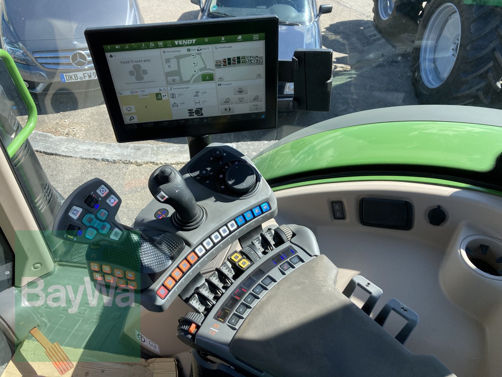 Traktor des Typs Fendt 718 Vario ProfiPlus Gen 6 RTK, Gebrauchtmaschine in Dinkelsbühl (Bild 14)