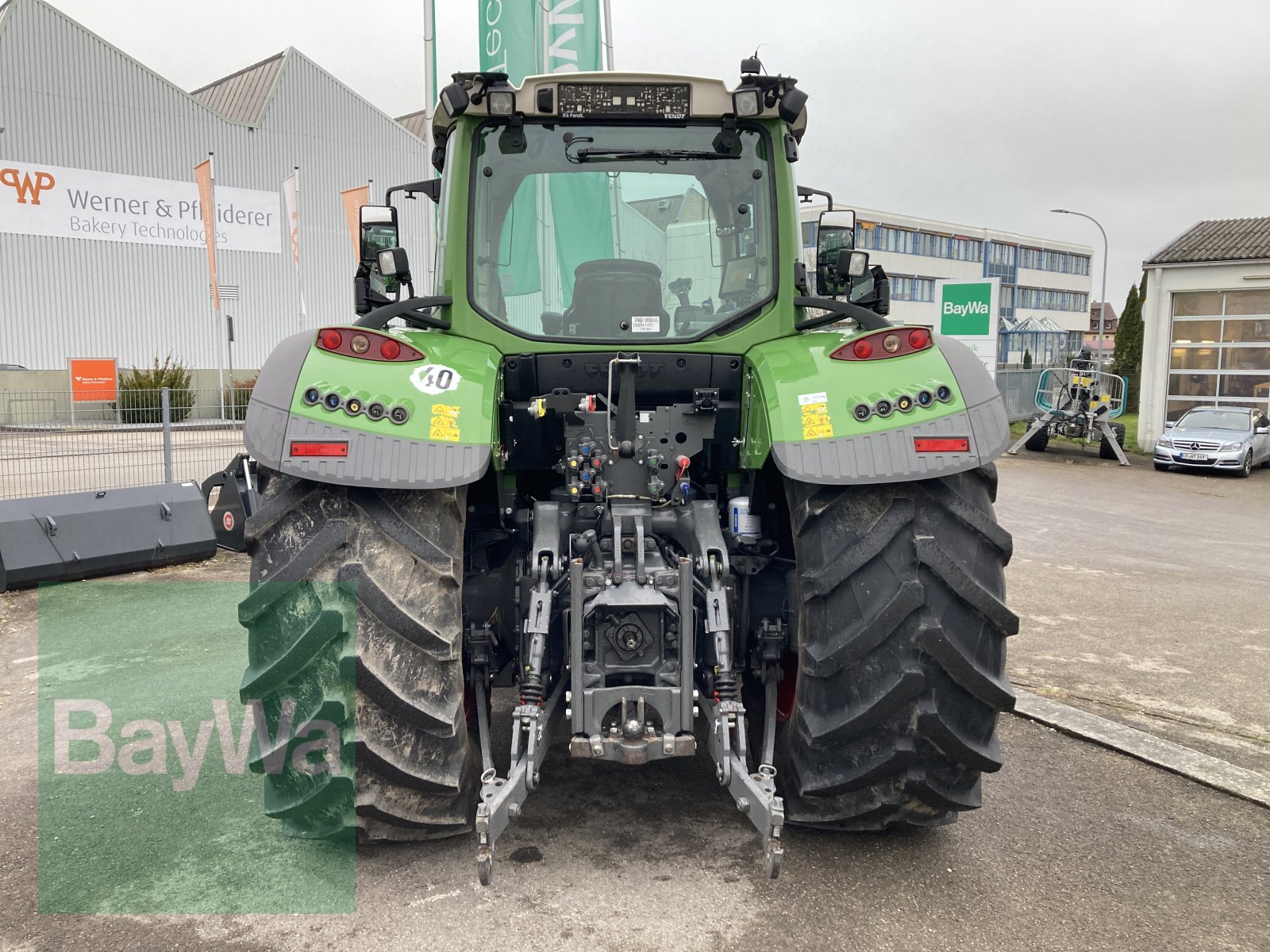 Traktor типа Fendt 718 Vario ProfiPlus S4 RTK, Gebrauchtmaschine в Dinkelsbühl (Фотография 8)