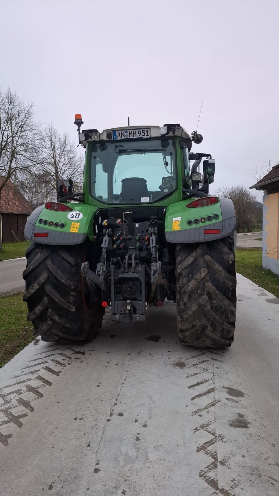 Traktor Türe ait Fendt 718 Vario ProfiPlus, Gebrauchtmaschine içinde Leutershausen (resim 8)