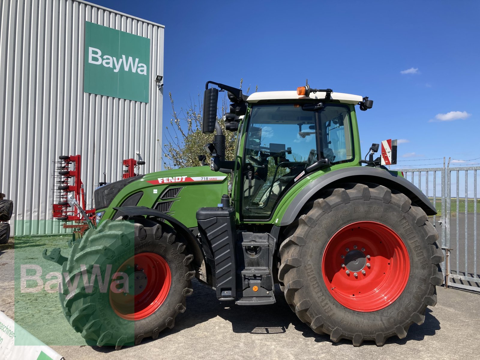 Traktor del tipo Fendt 718 Vario ProfiPlus, Gebrauchtmaschine In Giebelstadt (Immagine 2)