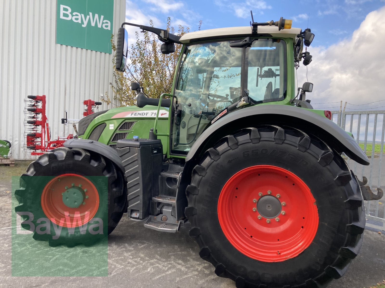 Traktor типа Fendt 718 Vario ProfiPlus, Gebrauchtmaschine в Giebelstadt (Фотография 11)