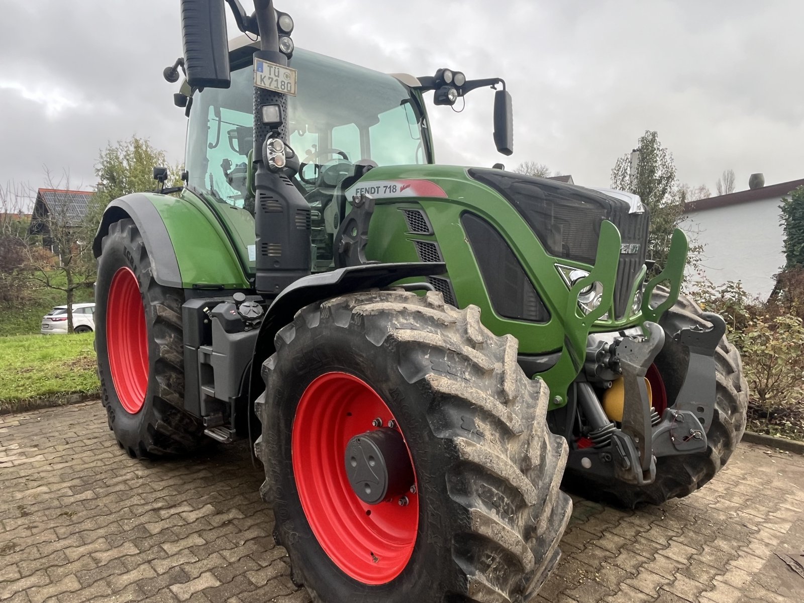 Traktor типа Fendt 718 Vario ProfiPlus, Gebrauchtmaschine в Donaueschingen (Фотография 4)