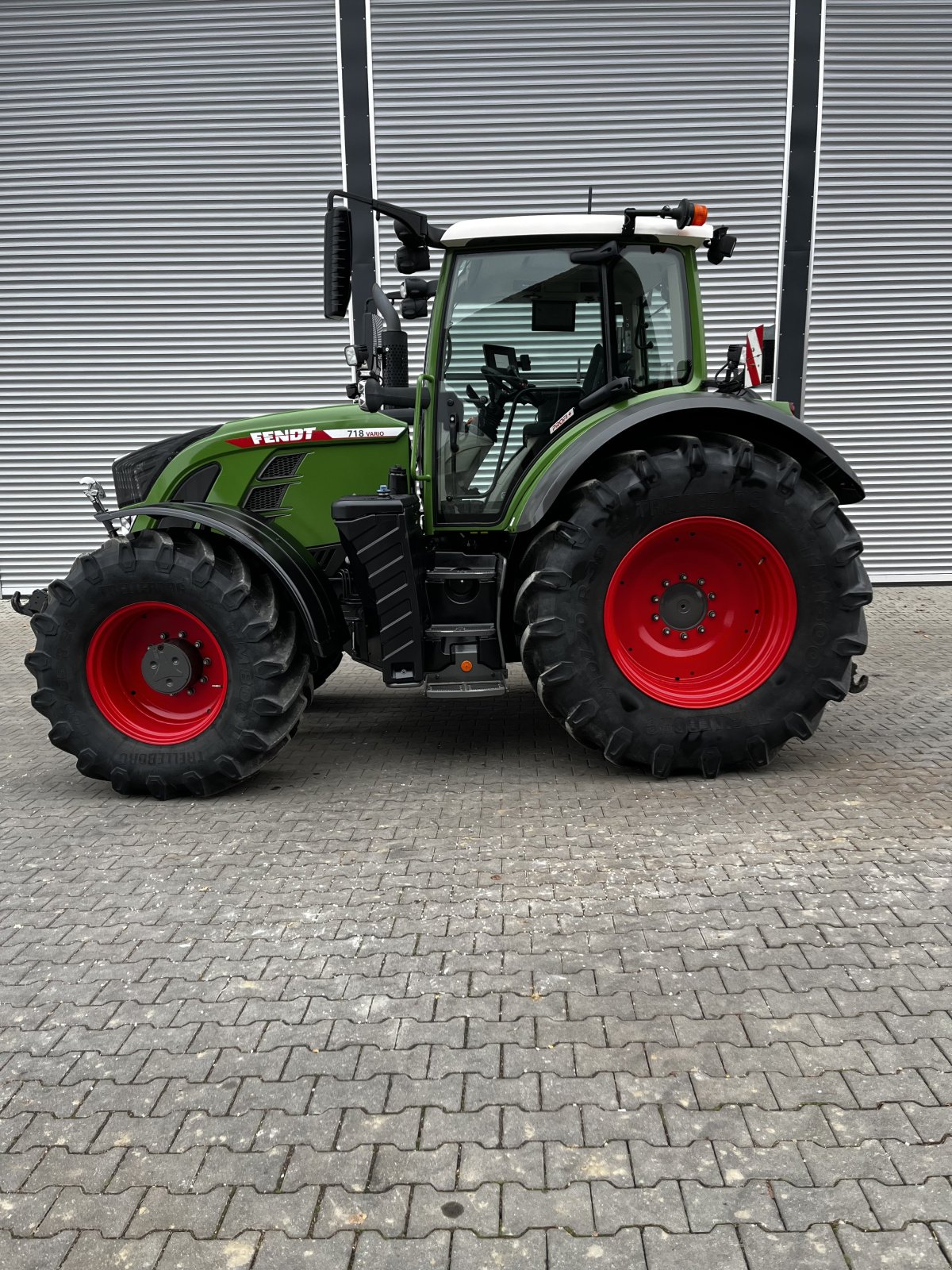 Traktor van het type Fendt 718 Vario ProfiPlus, Gebrauchtmaschine in Fürstenzell (Foto 1)