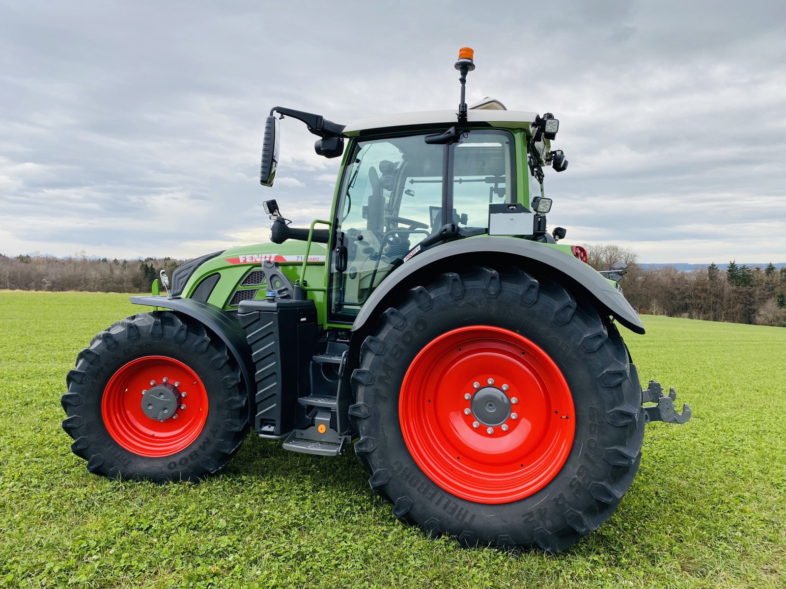 Traktor typu Fendt 718 Vario ProfiPlus, Gebrauchtmaschine v Herrsching (Obrázek 4)