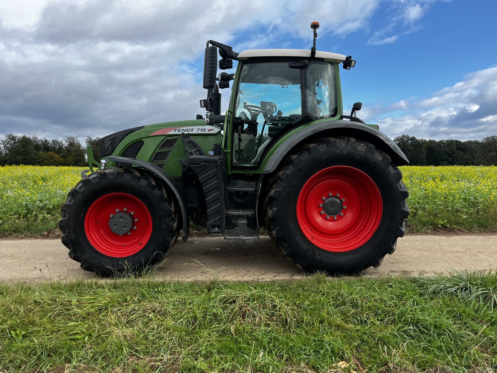 Traktor del tipo Fendt 718 Vario ProfiPlus, Gebrauchtmaschine In Kusterdingen (Immagine 2)