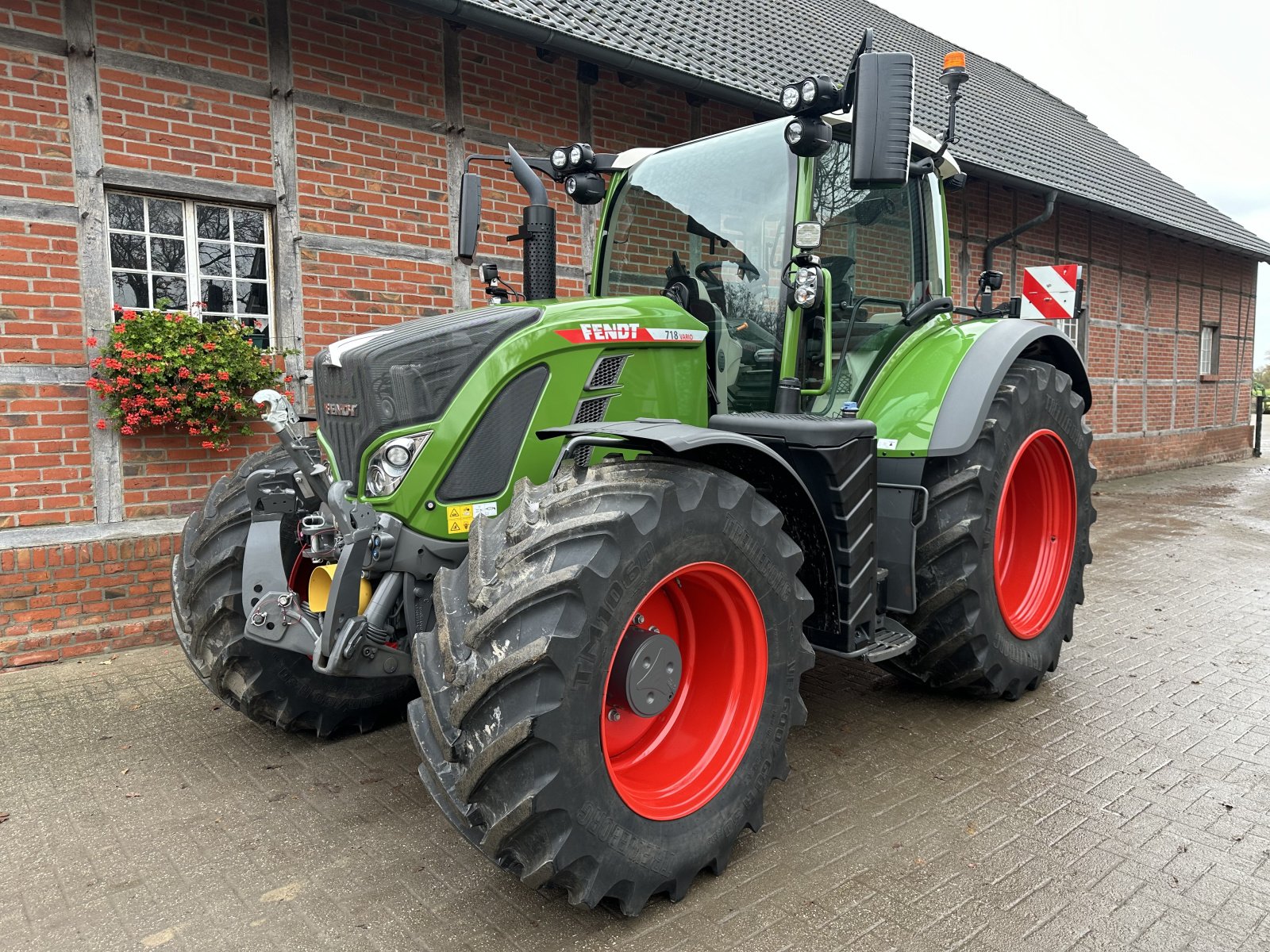 Traktor Türe ait Fendt 718 Vario ProfiPlus, Gebrauchtmaschine içinde Senden (resim 1)