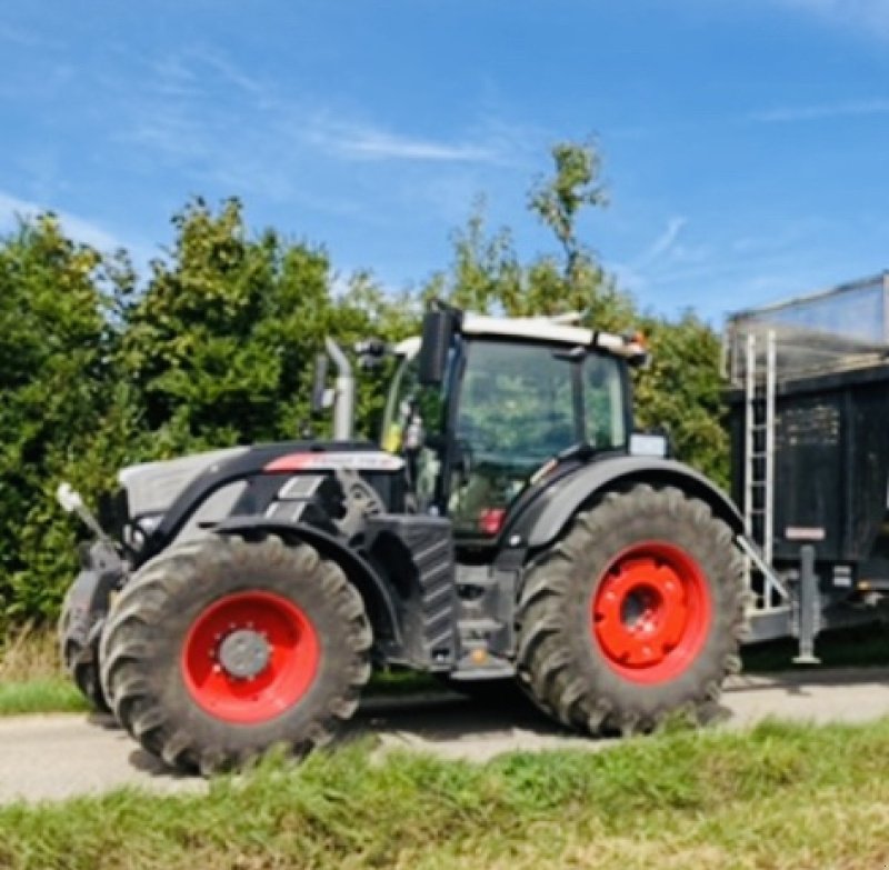 Traktor типа Fendt 718 Vario ProfiPlus, Gebrauchtmaschine в Allmannshofen (Фотография 2)