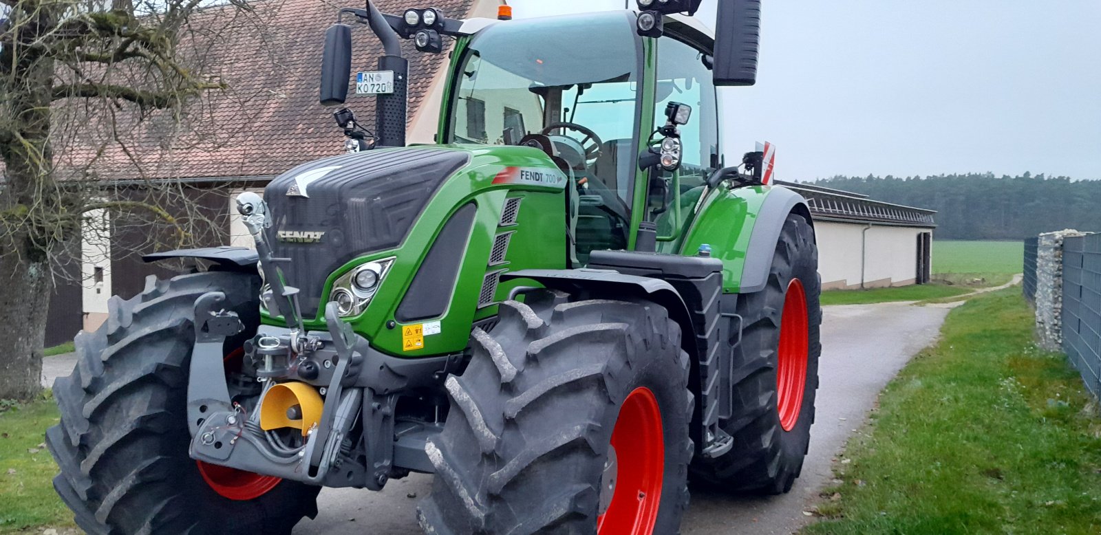 Traktor typu Fendt 718 Vario ProfiPlus, Gebrauchtmaschine w Windsbach (Zdjęcie 1)