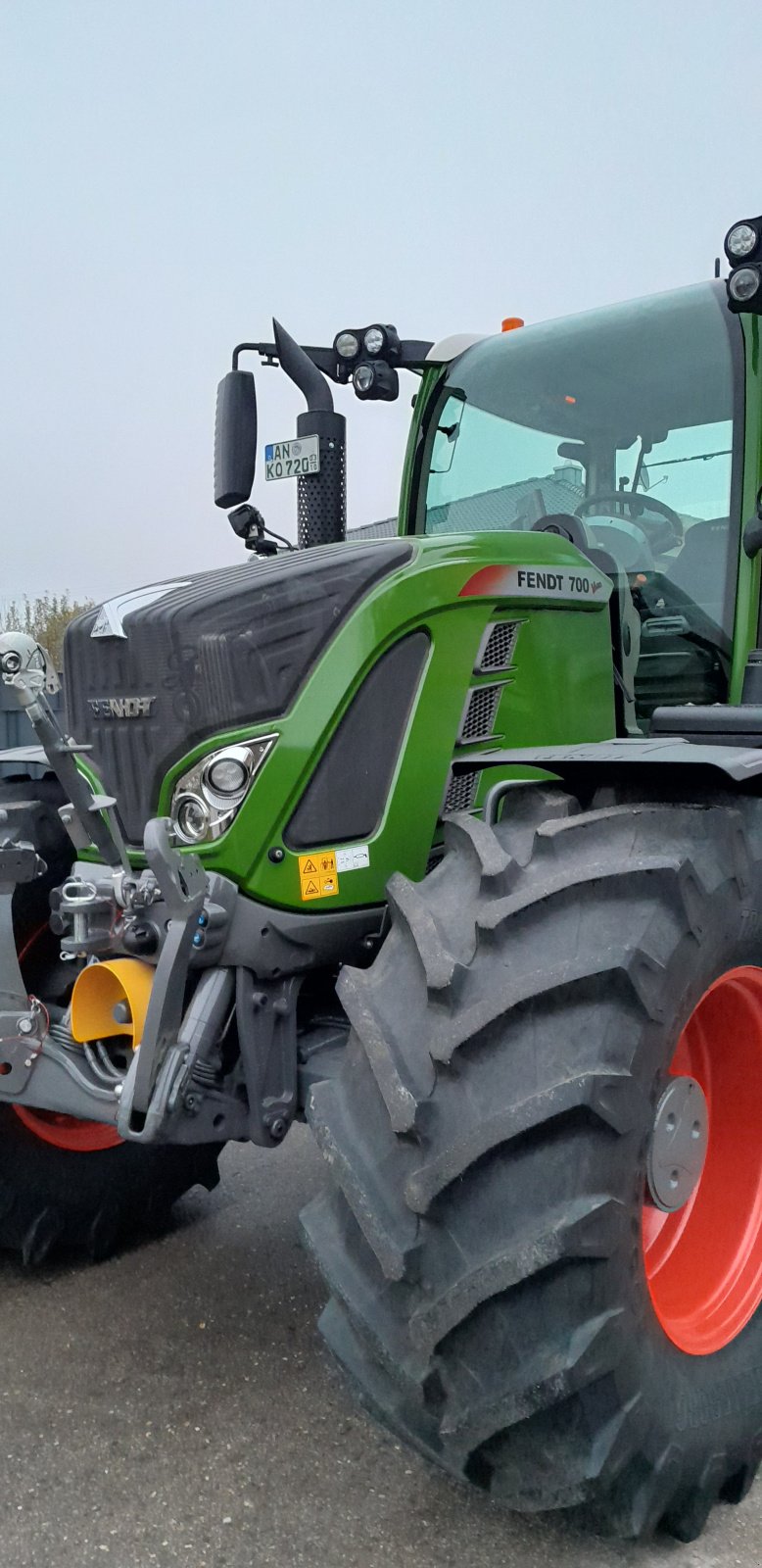 Traktor typu Fendt 718 Vario ProfiPlus, Gebrauchtmaschine w Windsbach (Zdjęcie 12)