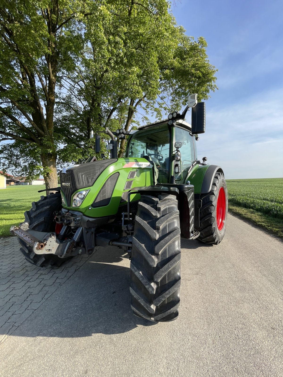 Traktor des Typs Fendt 718 Vario ProfiPlus, Gebrauchtmaschine in Finsing (Bild 1)