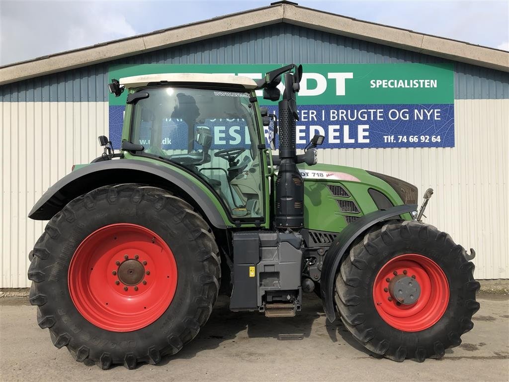 Traktor des Typs Fendt 718 Vario S4 Power Plus, Gebrauchtmaschine in Rødekro (Bild 4)