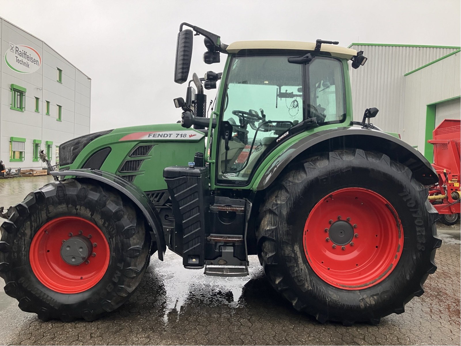 Traktor typu Fendt 718 Vario S4 Power, Gebrauchtmaschine v Hillerse (Obrázok 8)