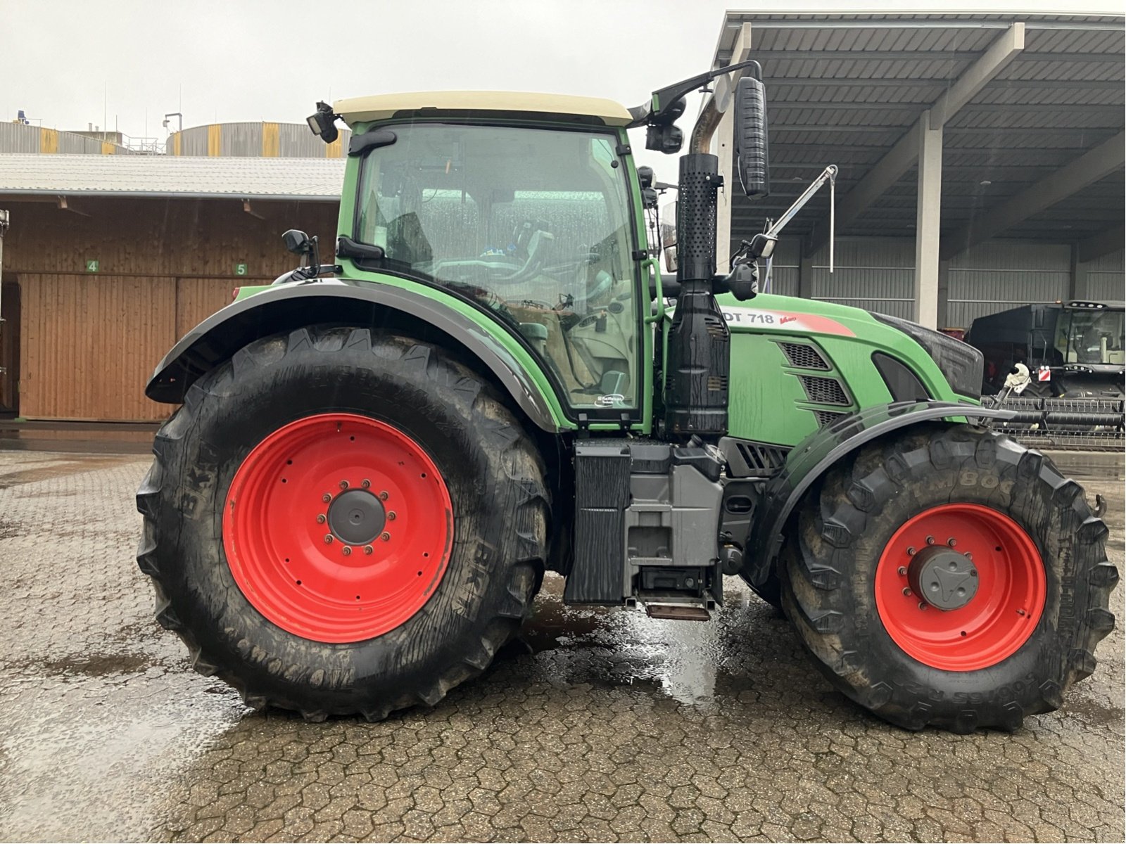 Traktor typu Fendt 718 Vario S4 Power, Gebrauchtmaschine v Hillerse (Obrázok 11)