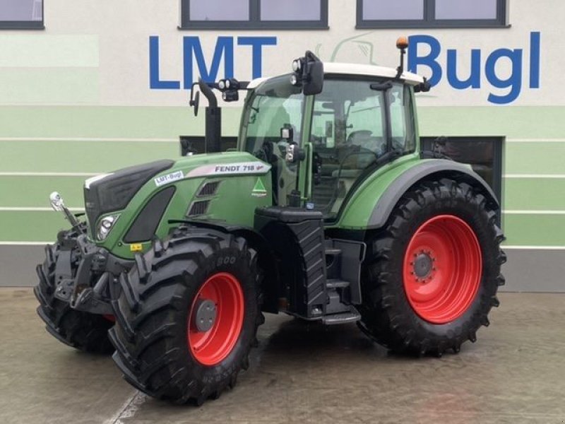 Traktor of the type Fendt 718 Vario S4 Profi Miettraktor, Mietmaschine in Hürm (Picture 1)