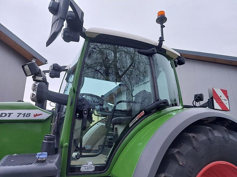 Traktor du type Fendt 718 Vario S4 Profi Plus RTK Frontzapwelle, sehr schöner Zustand, Gebrauchtmaschine en Tirschenreuth (Photo 13)