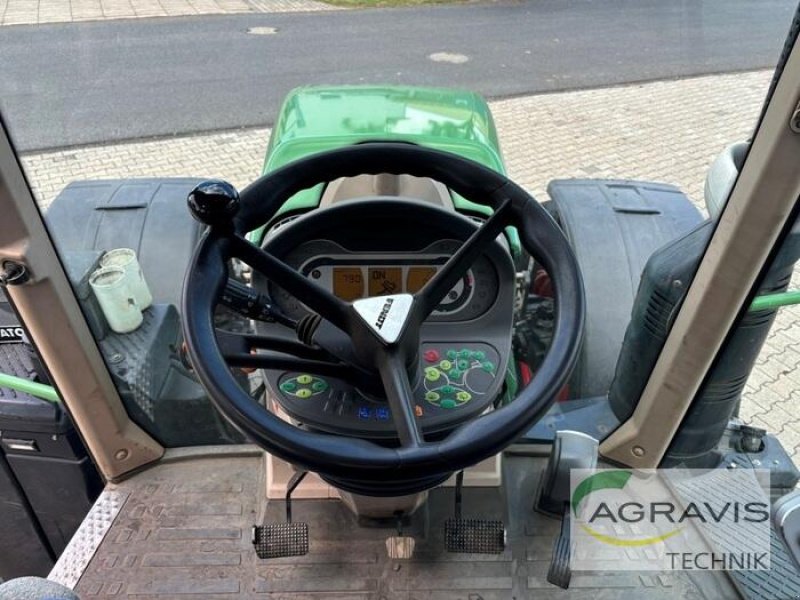 Traktor of the type Fendt 718 VARIO S4 PROFI PLUS, Gebrauchtmaschine in Meppen (Picture 14)