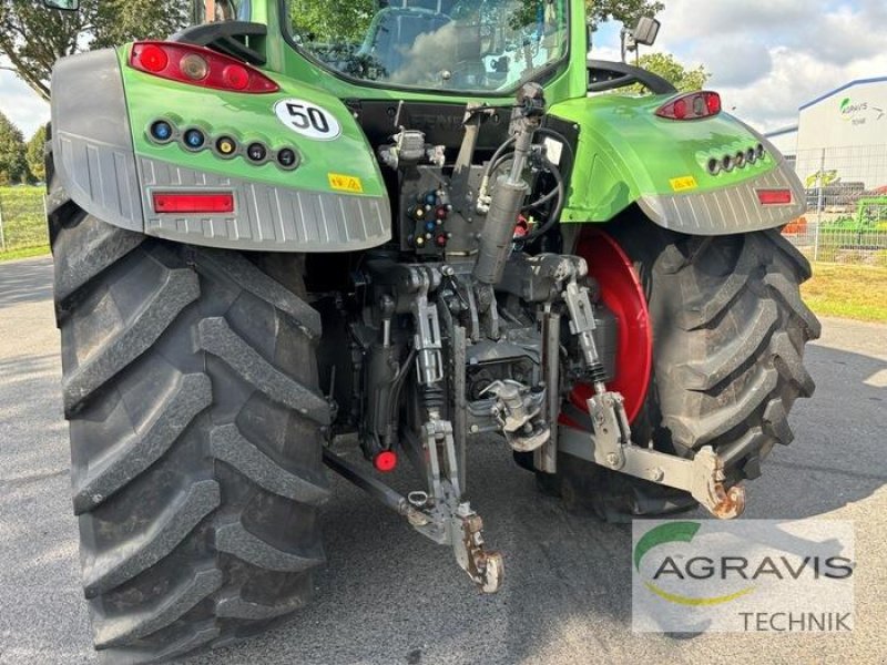 Traktor of the type Fendt 718 VARIO S4 PROFI PLUS, Gebrauchtmaschine in Meppen (Picture 7)