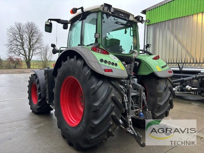 Traktor of the type Fendt 718 VARIO S4 PROFI PLUS, Gebrauchtmaschine in Seelow (Picture 3)