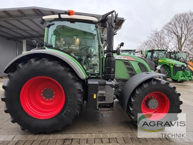 Traktor du type Fendt 718 VARIO S4 PROFI PLUS, Gebrauchtmaschine en Seelow (Photo 7)