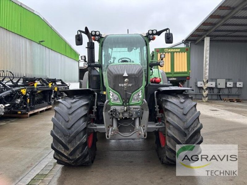 Traktor du type Fendt 718 VARIO S4 PROFI PLUS, Gebrauchtmaschine en Seelow (Photo 9)