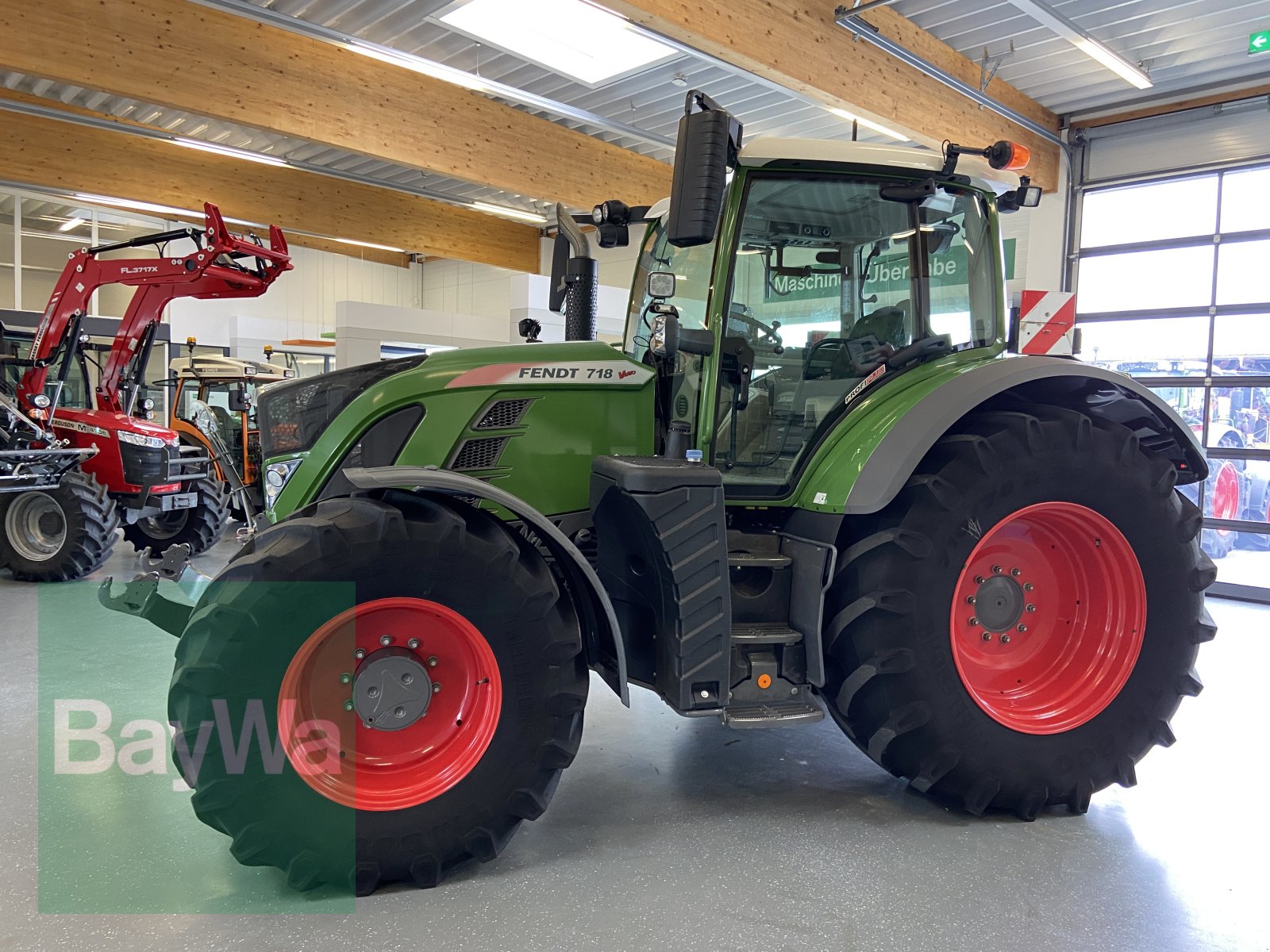 Traktor tipa Fendt 718 Vario S4 Profi Plus, Gebrauchtmaschine u Bamberg (Slika 3)