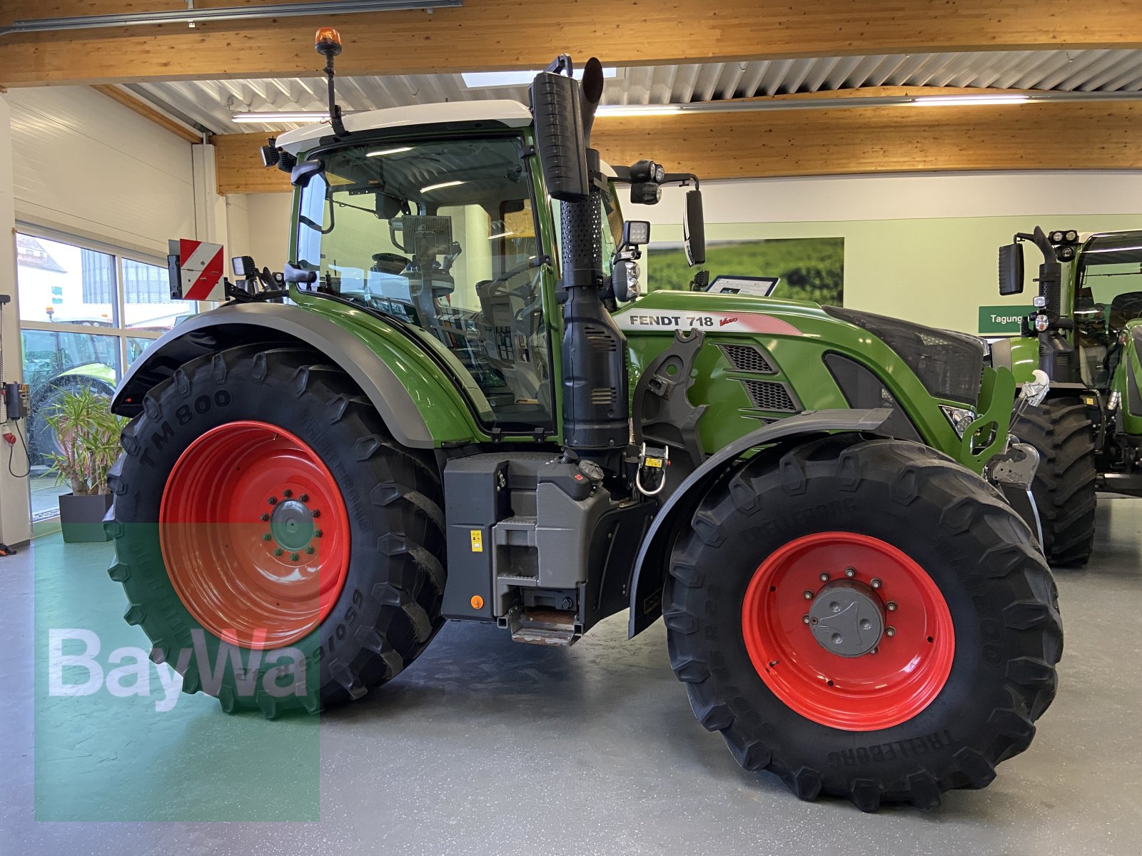 Traktor van het type Fendt 718 Vario S4 Profi Plus, Gebrauchtmaschine in Bamberg (Foto 2)