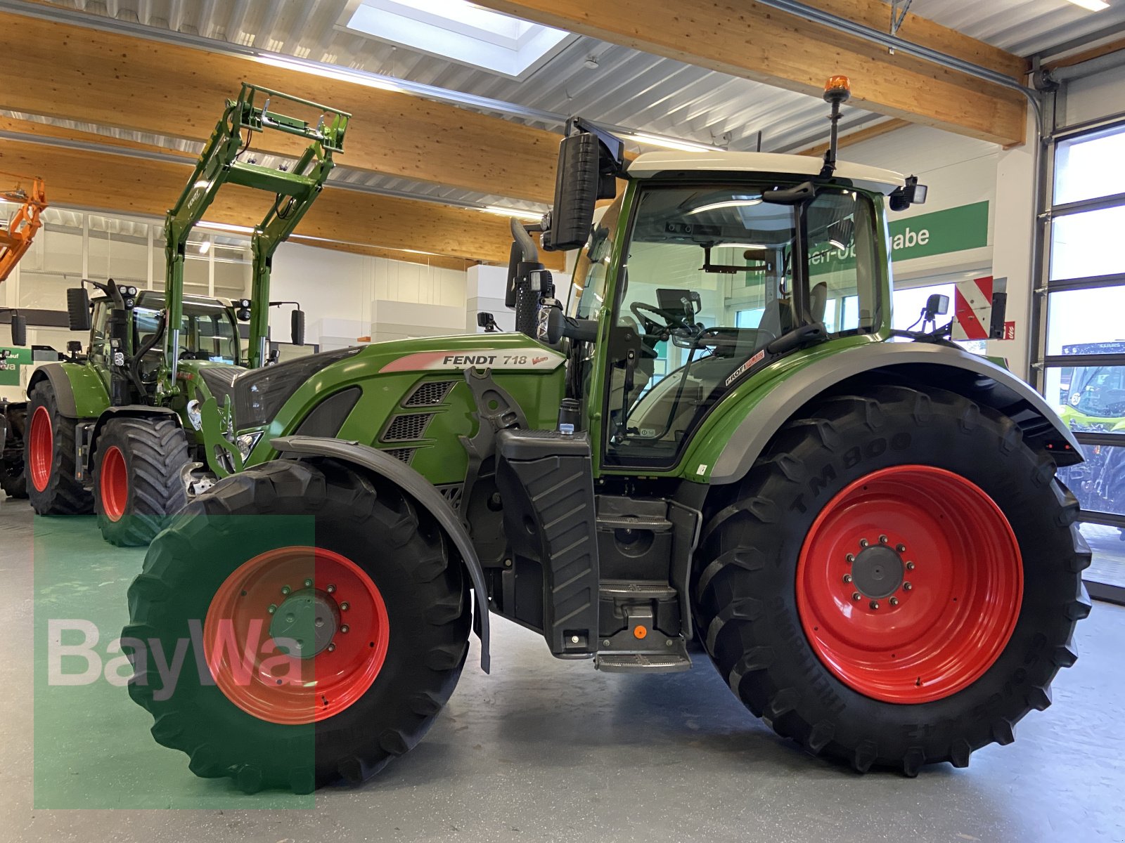 Traktor van het type Fendt 718 Vario S4 Profi Plus, Gebrauchtmaschine in Bamberg (Foto 3)